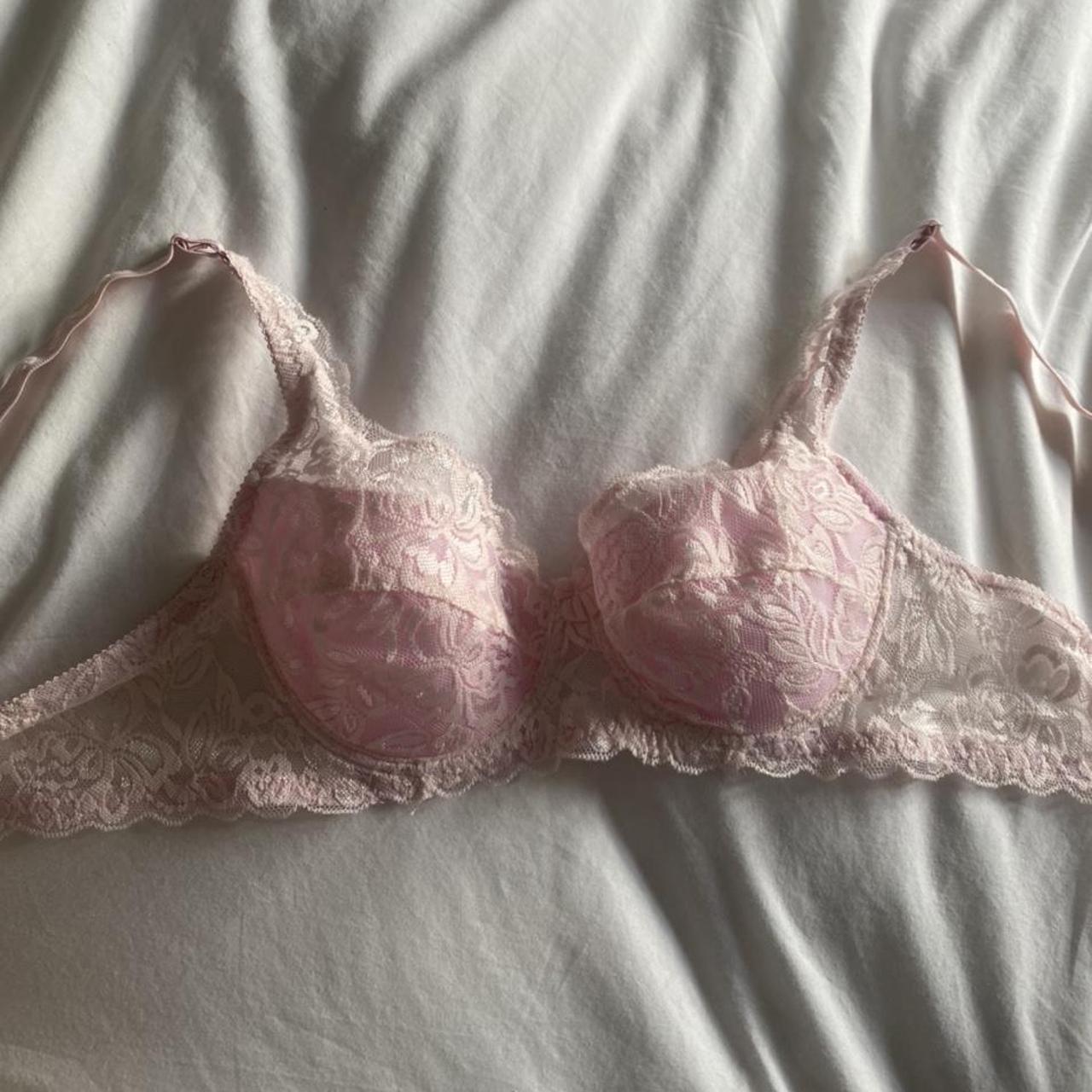 the nicest coquette and preppy style bra. great... - Depop
