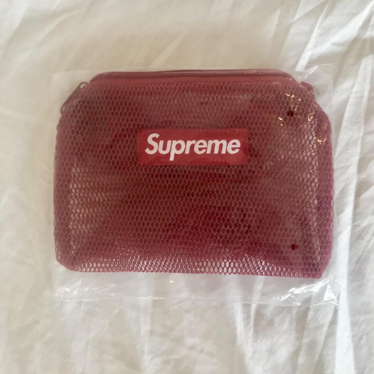 supreme mesh pouch