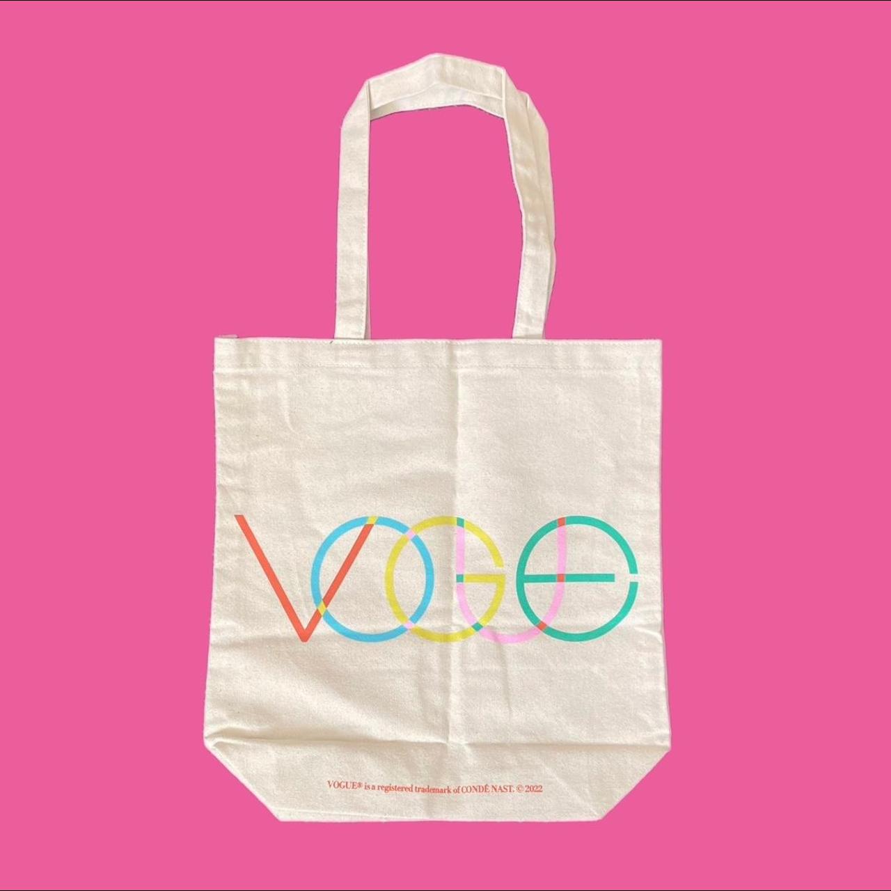 💐 VOGUE TOTE BAG 💐 ☺︎ SIZE one size, standard tote... Depop