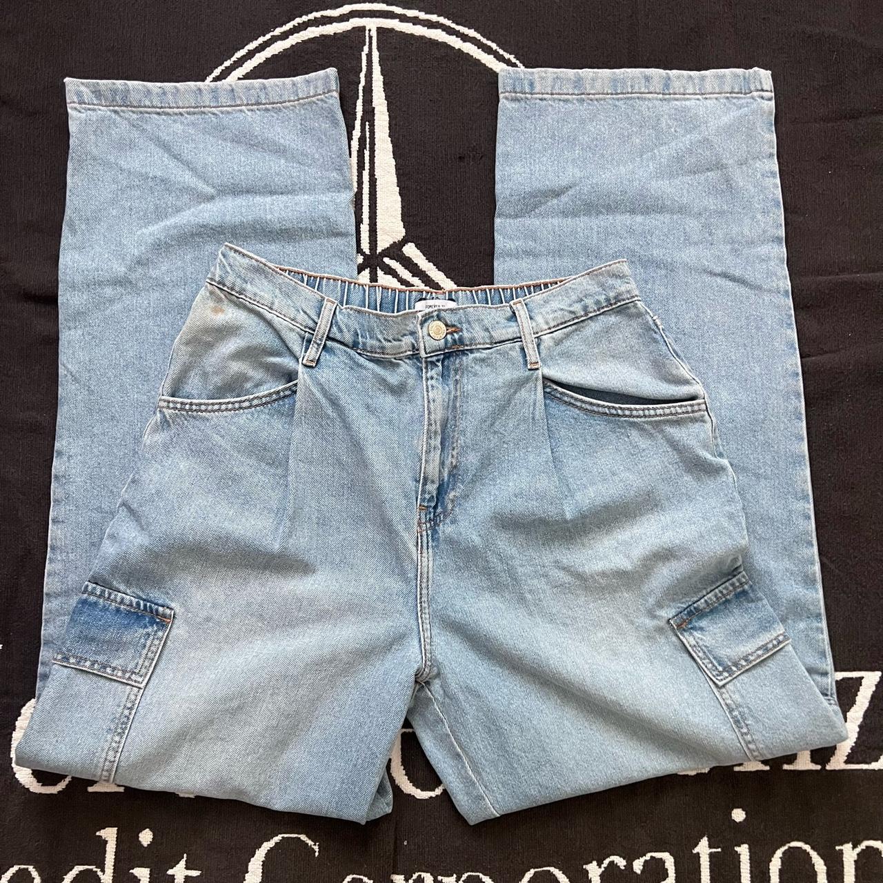 🔻ITEM Forever 21 light Cargo jeans, 🔻SIZE
