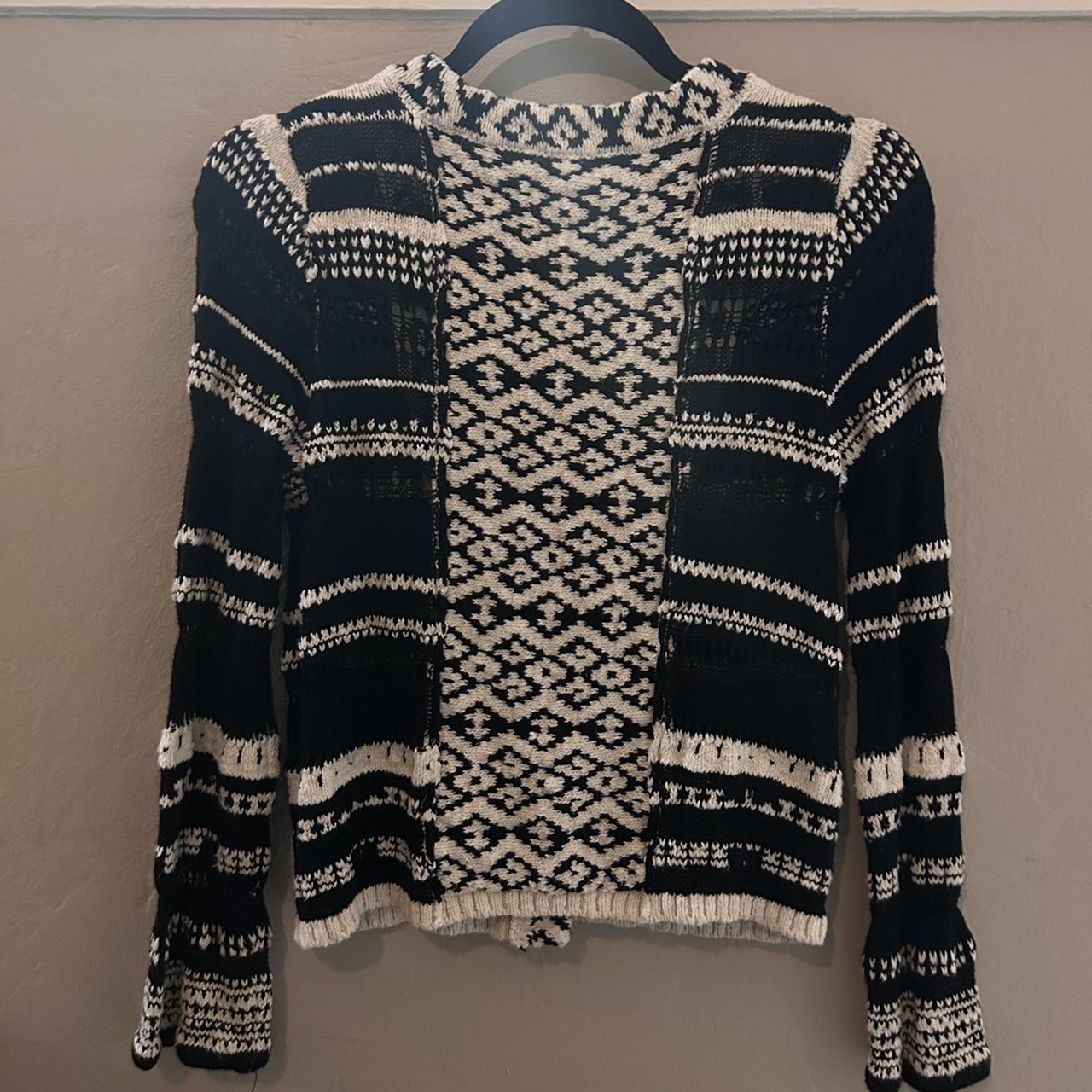 Free People Cardigan Fits like a small Super and... - Depop