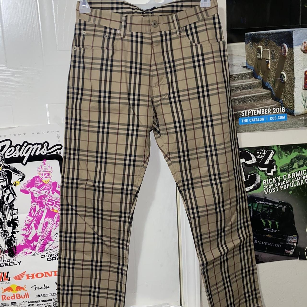 Shop Burberry 2023 SS Tapered Pants Other Plaid Patterns Street Style Plain  Cotton (8059066) by AfricanTakoyaki | BUYMA