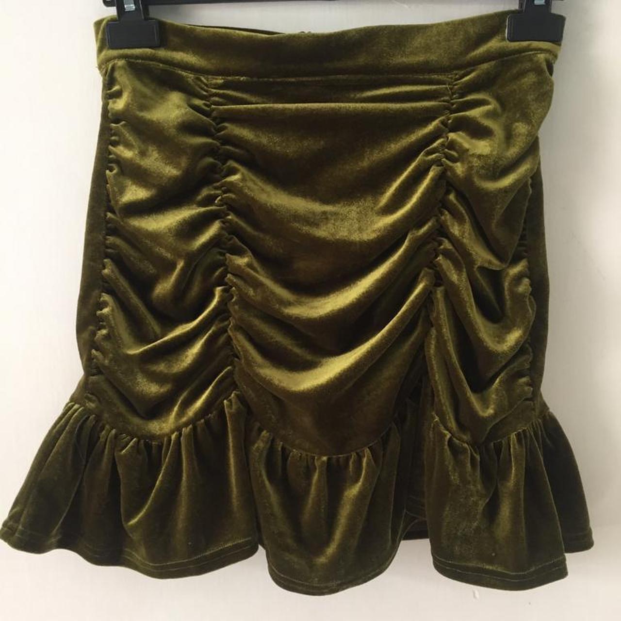 Cider Women's Green Skirt Depop