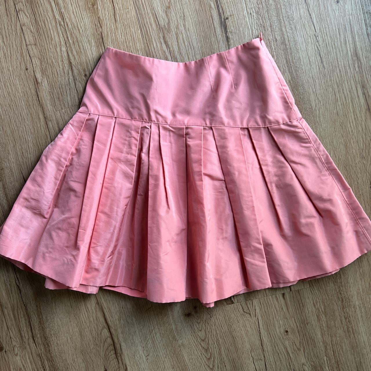 Miu Miu Women's Pink Skirt | Depop