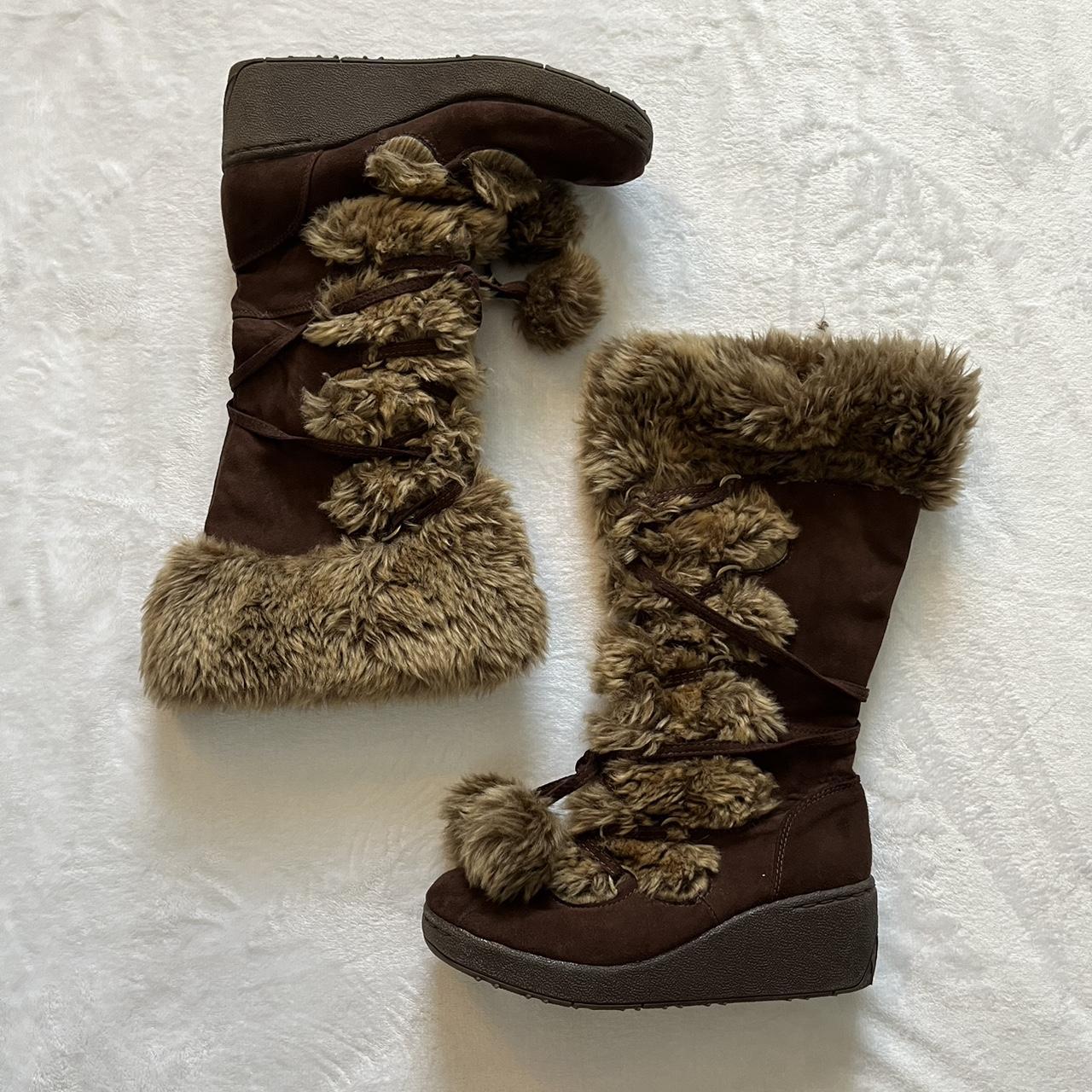 Aeropostale Women's Brown and Tan Boots | Depop