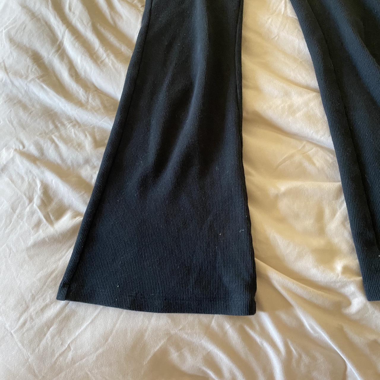 Aritzia Women's Bottoms | Depop