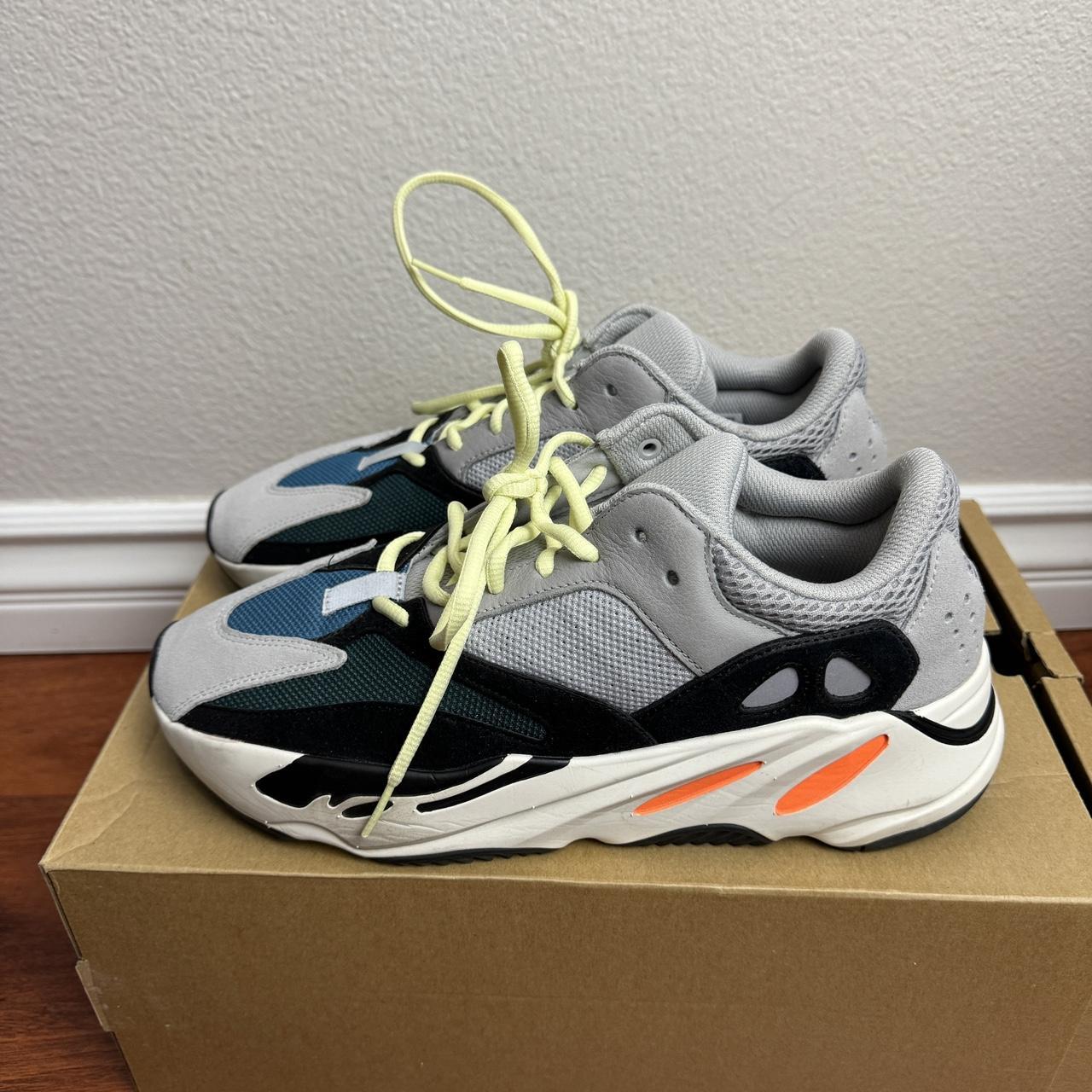yeezy 700 wave runner size 10.5