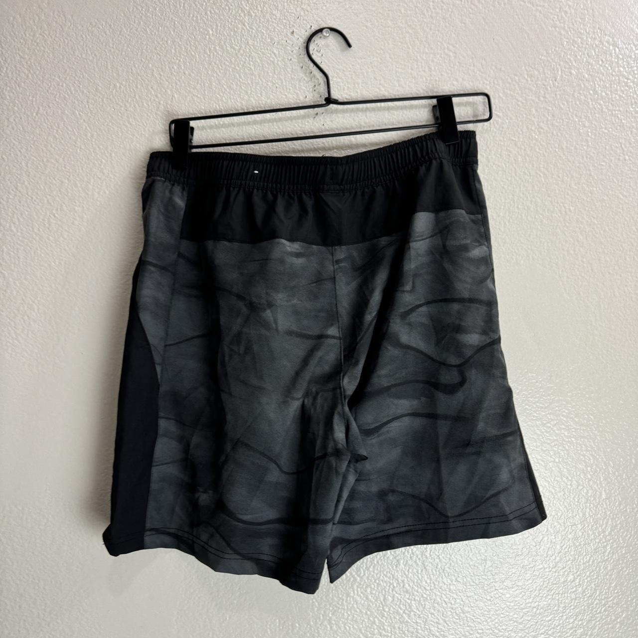 Perry Ellis Sport Shorts 50 UPF Size Small Depop