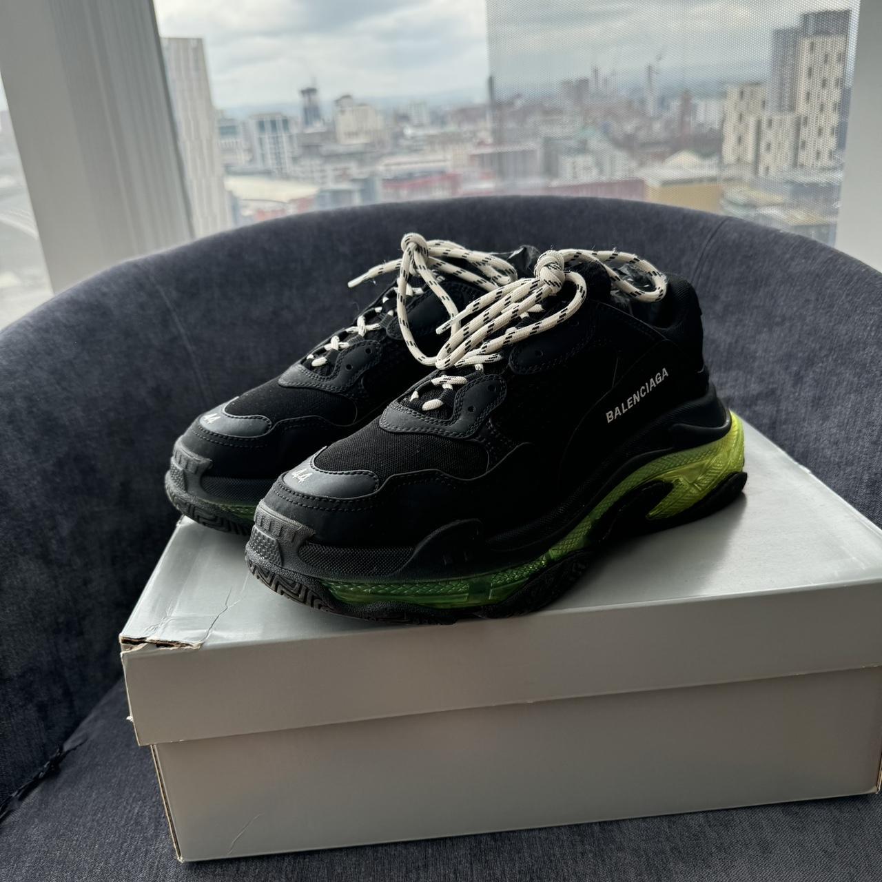 Black and green balenciaga hotsell