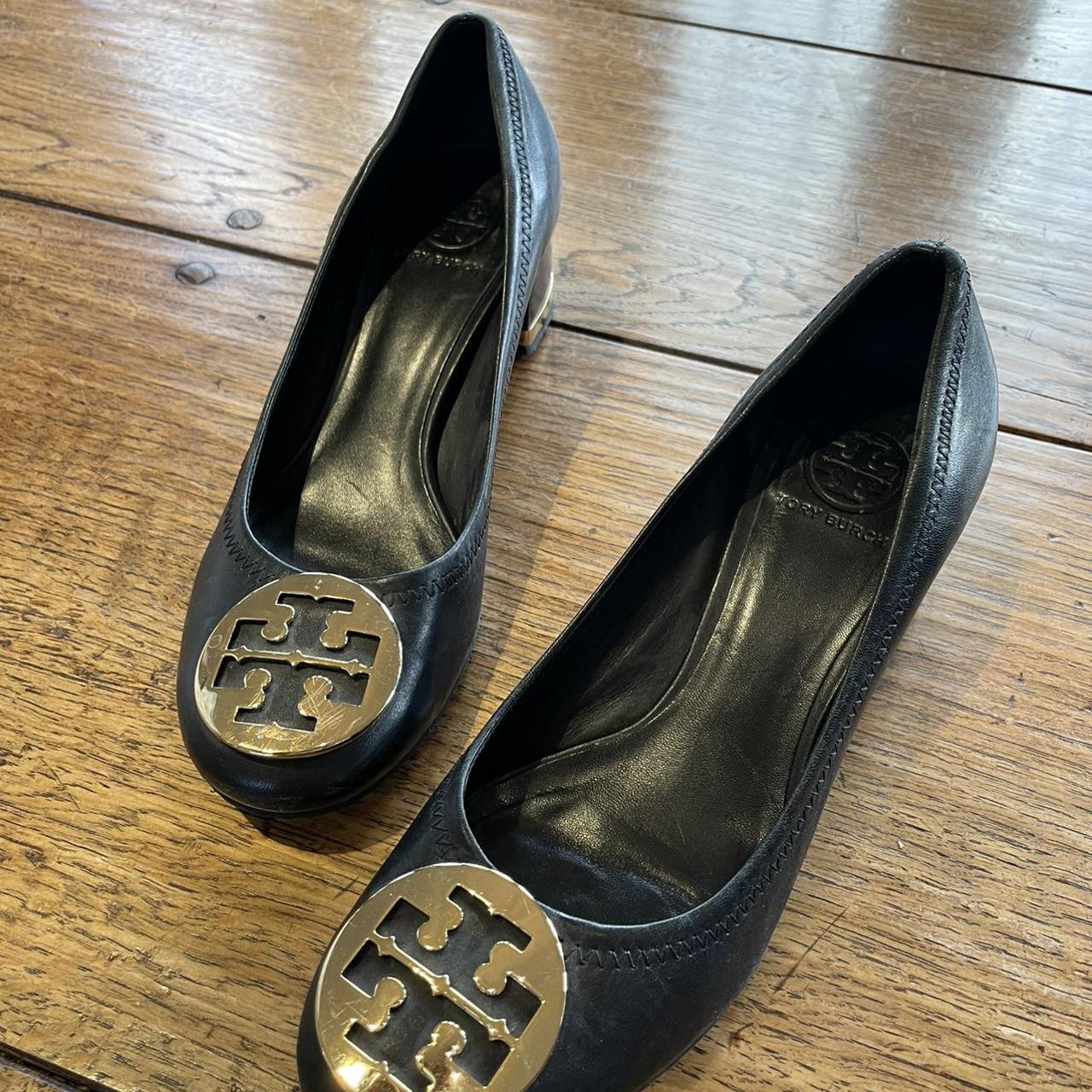 Tory Burch Women's Black Loafers | Depop