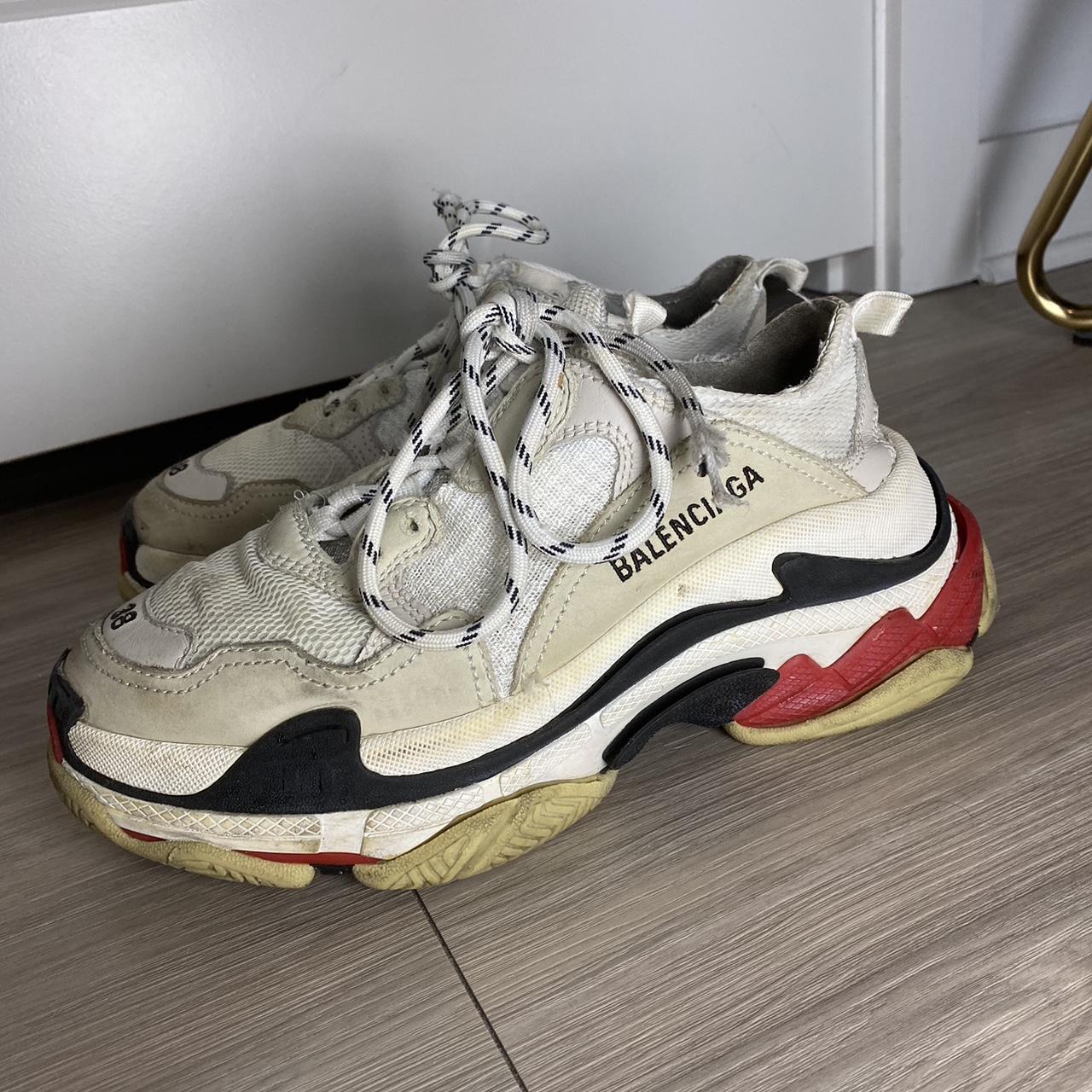 Worn authentic balenciagas the back was broken and Depop