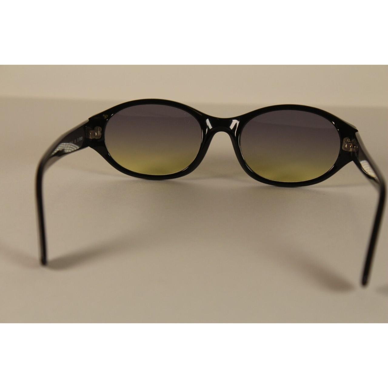 Fendi Women's Black Sunglasses | Depop