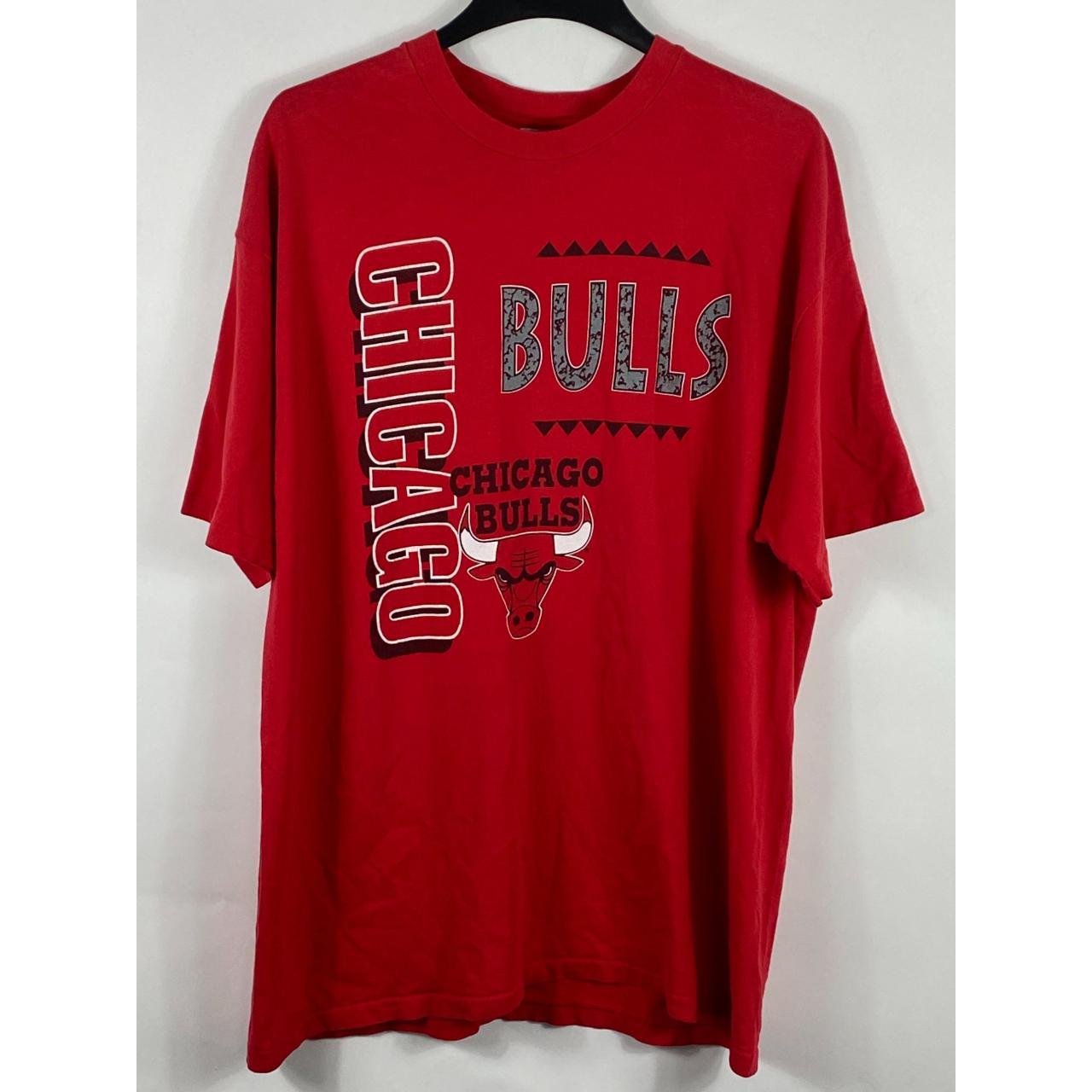 Vintage Hanes 100% Cotton Chicago Bulls Tee Shirt... - Depop