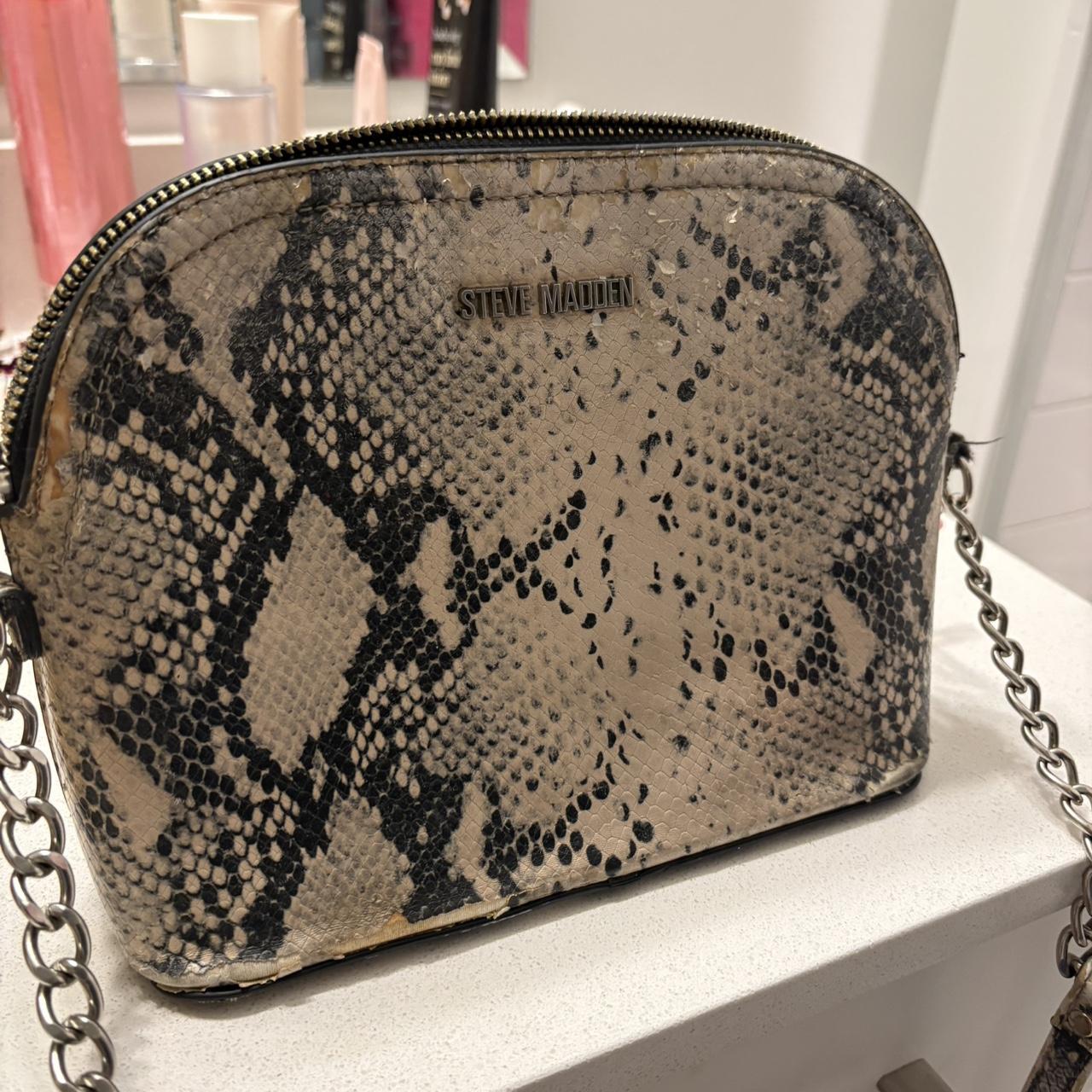 item listed by _kyy333