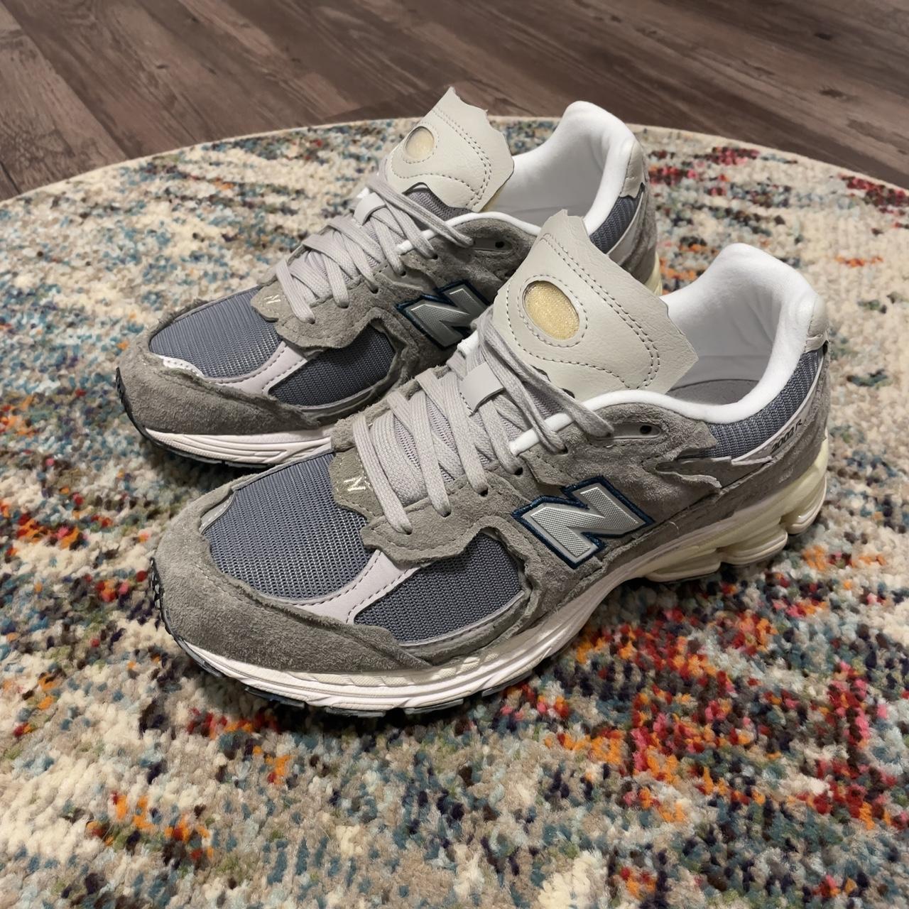 New Balance Men's Grey Trainers | Depop