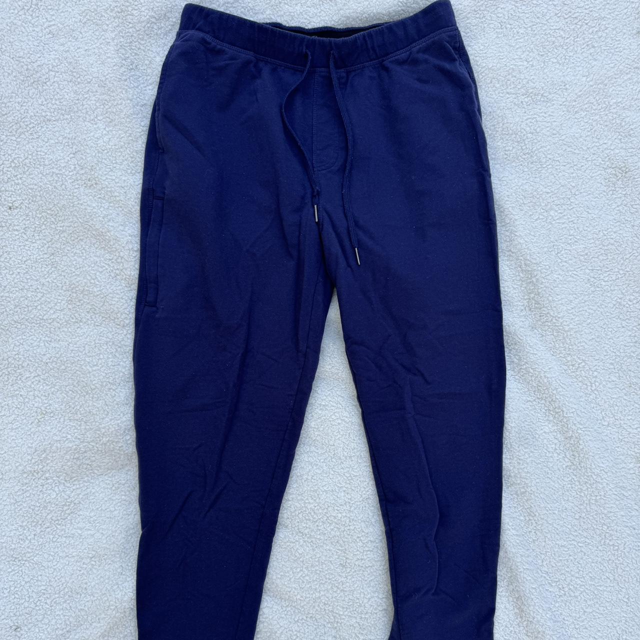 Eddie Bauer men’s sweatpants •still in really good... Depop
