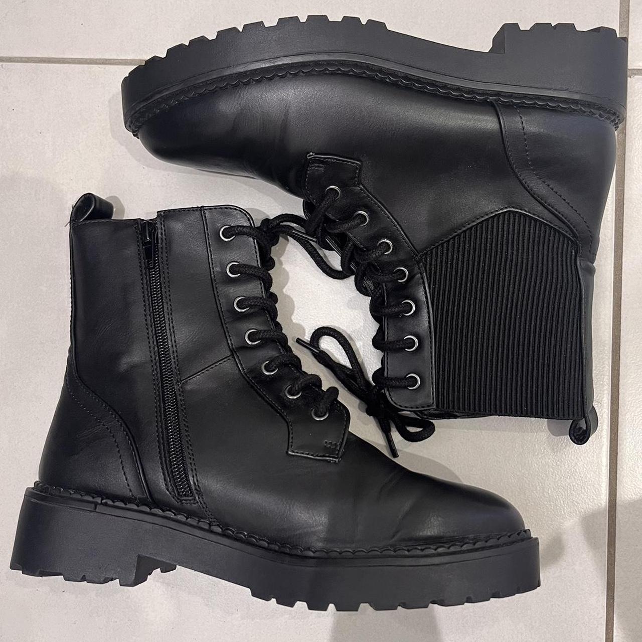 zip up combat boots