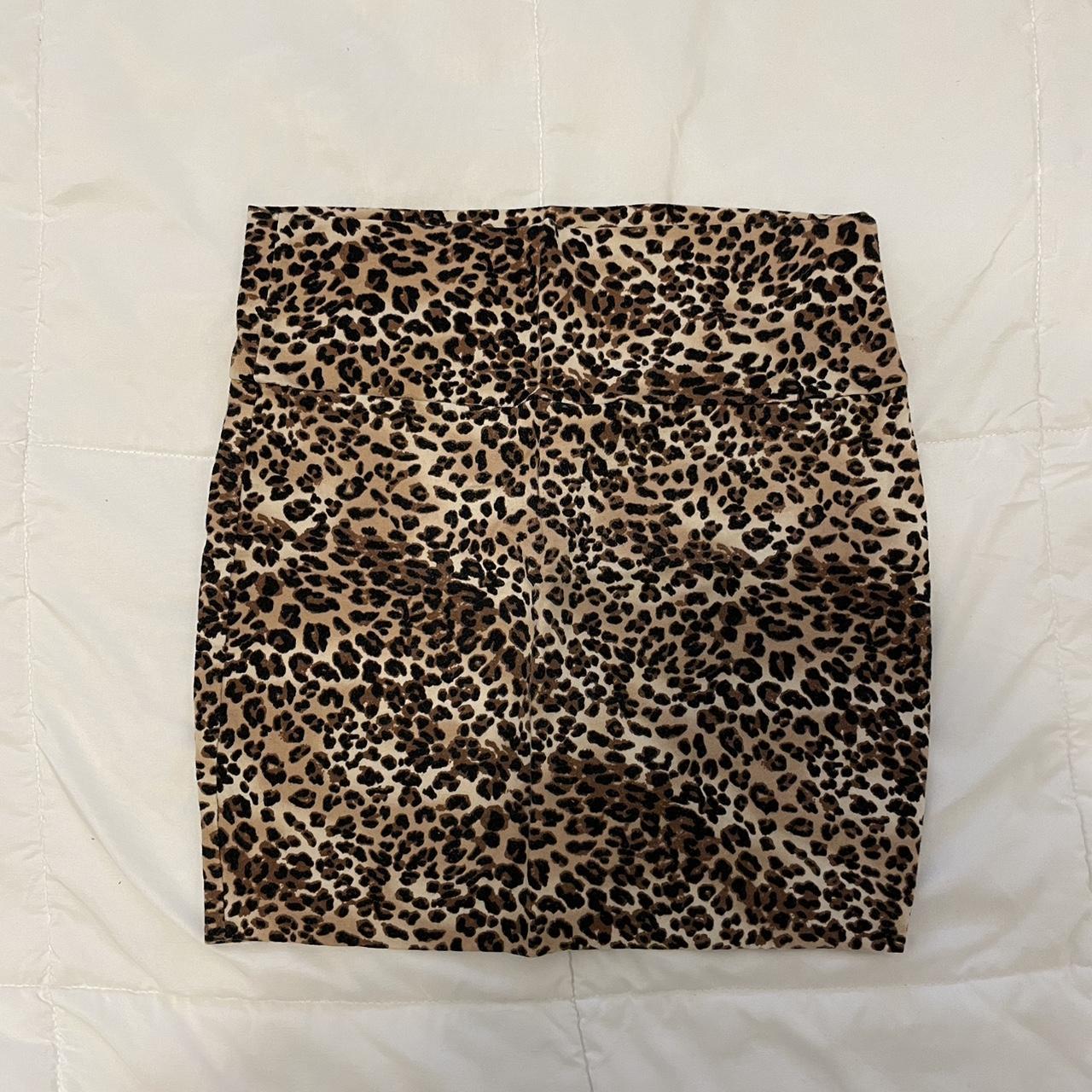 vintage cheetah print mini skirt worn but no... - Depop