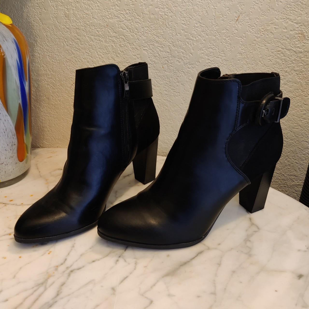 Liz Claiborne Women's Black Boots | Depop