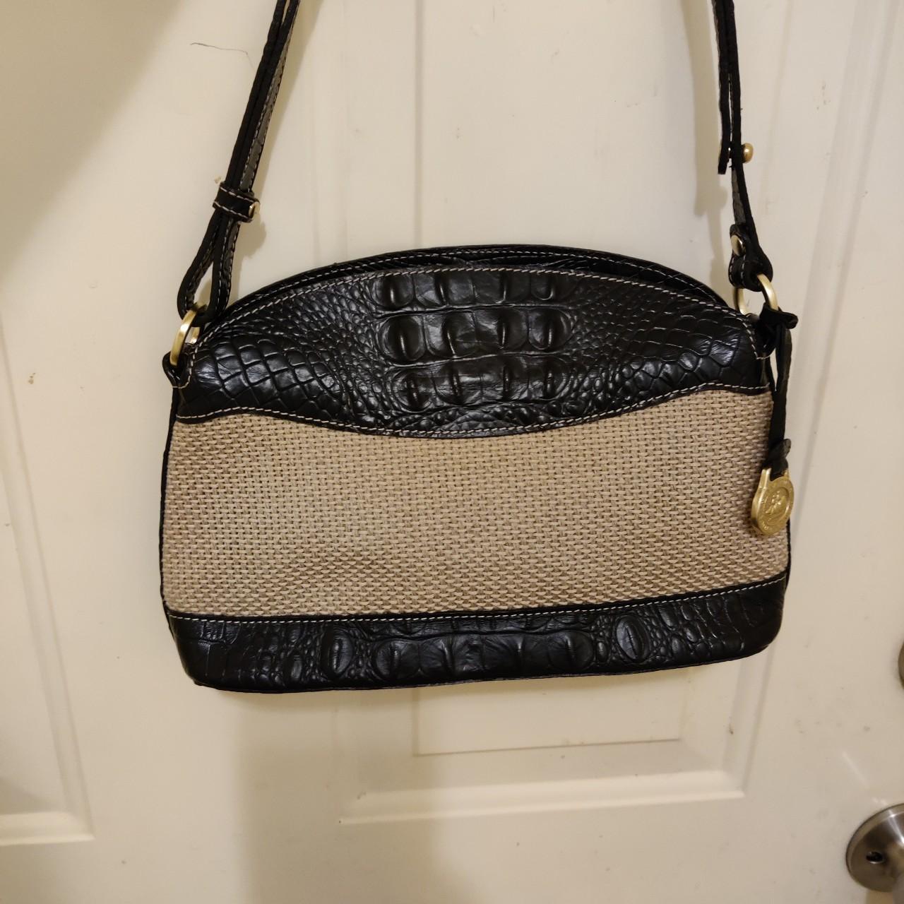 Brahmin Purse with strap. great condition! has not - Depop