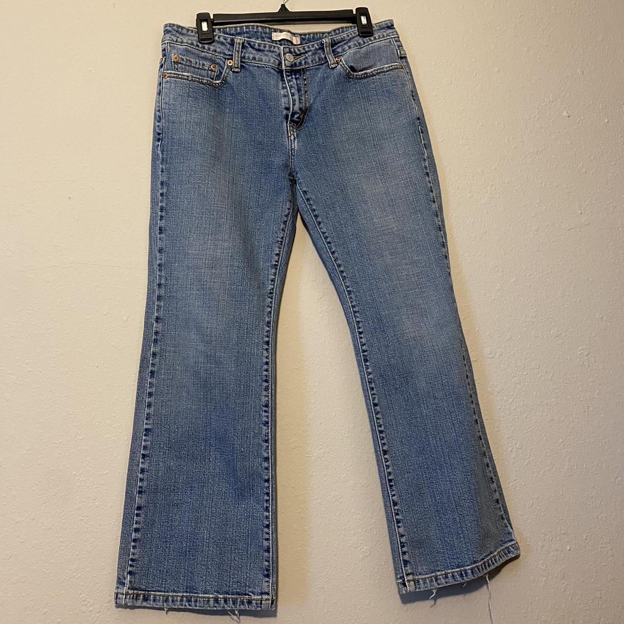 Levi's Women's Blue Jeans | Depop