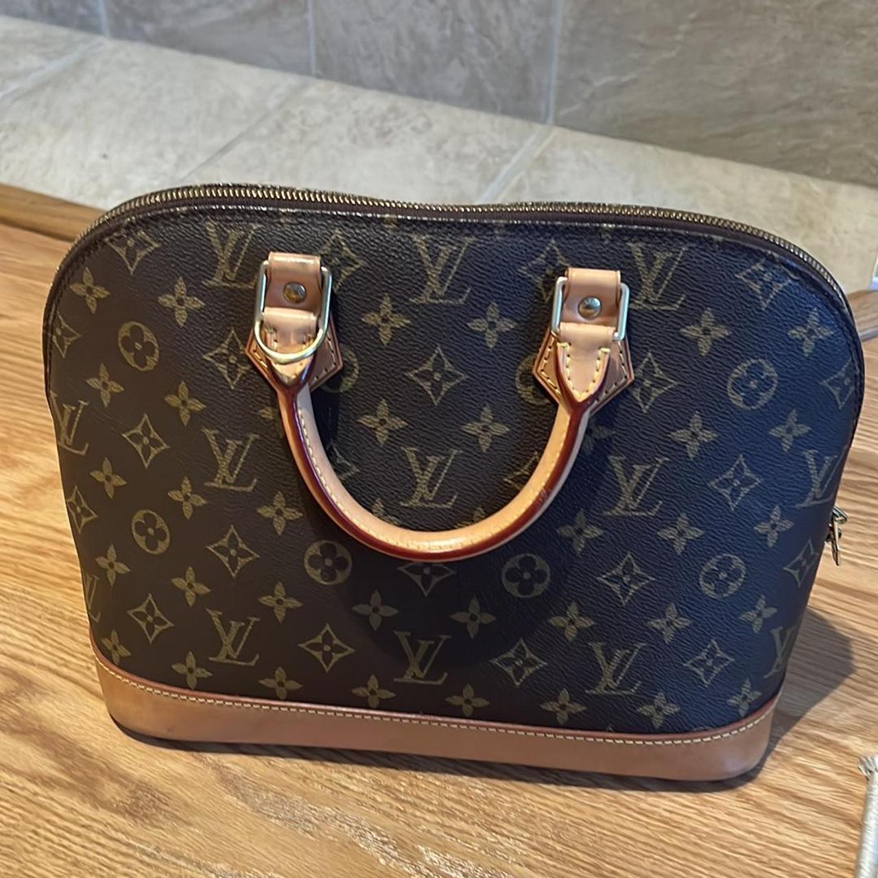 Louis Vuitton Women's Brown and Tan Bag | Depop