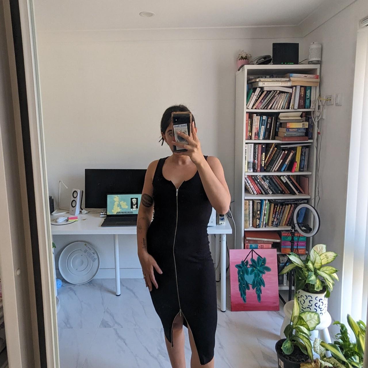 Deadstock GUESS ribbed knit dress with a full zipper. Depop