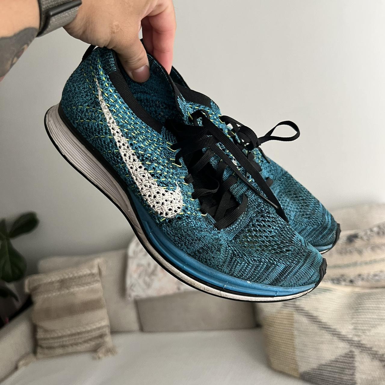 Nike flyknit 2024 racer blue cactus