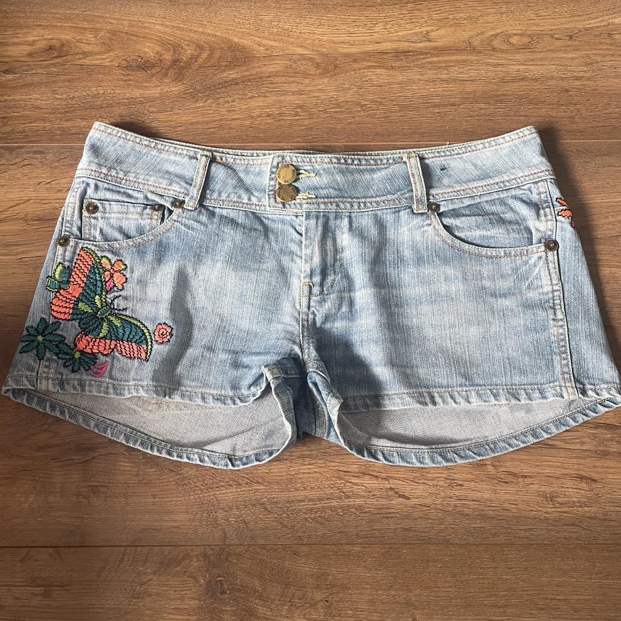 item listed by meghollyxxx