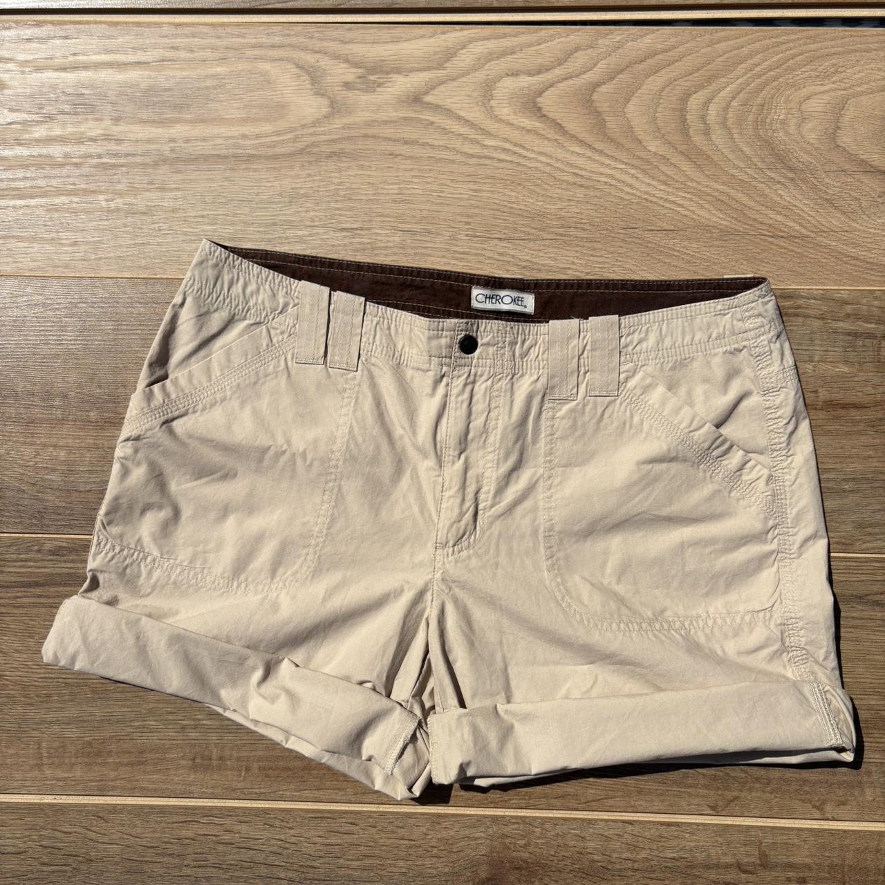 item listed by meghollyxxx
