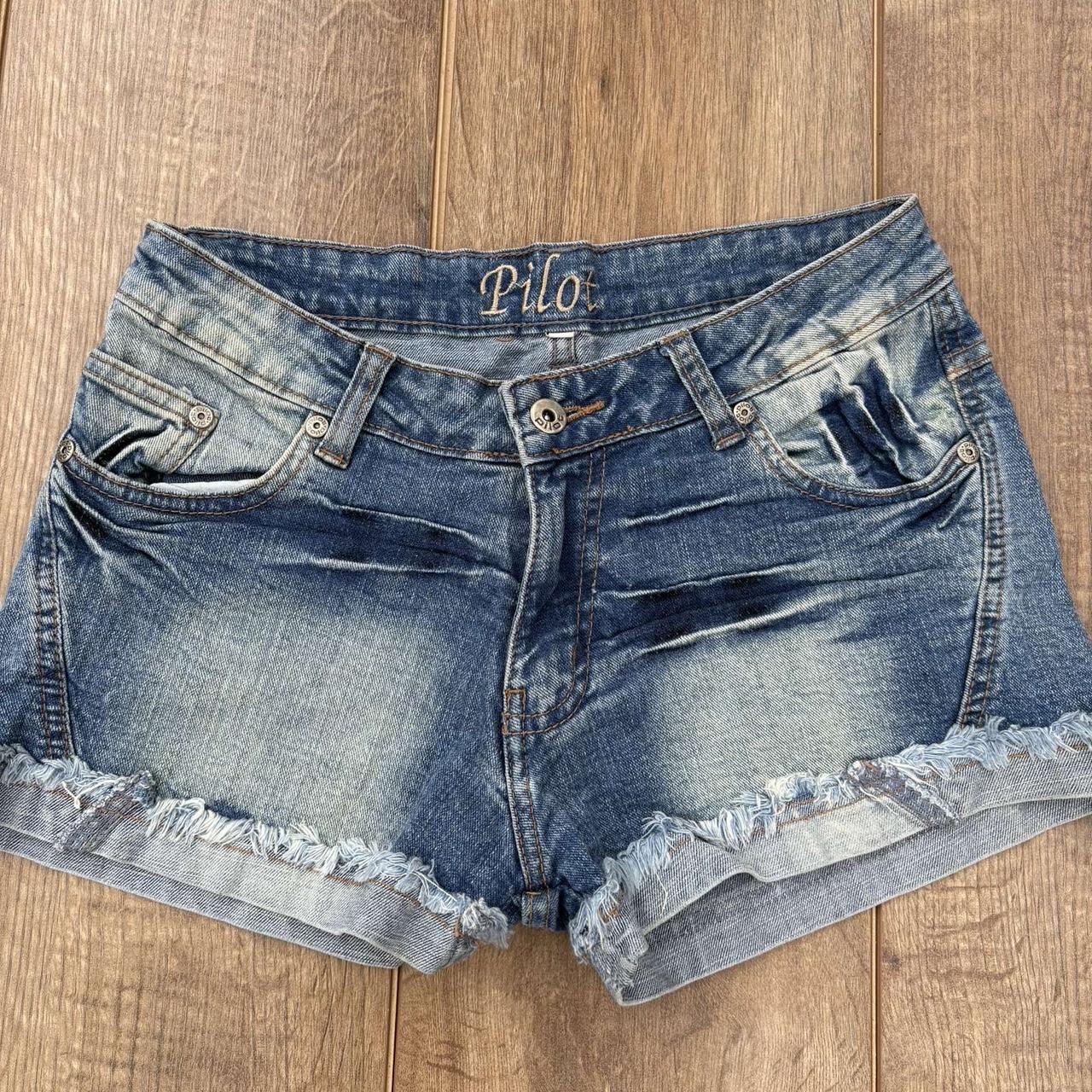 item listed by meghollyxxx