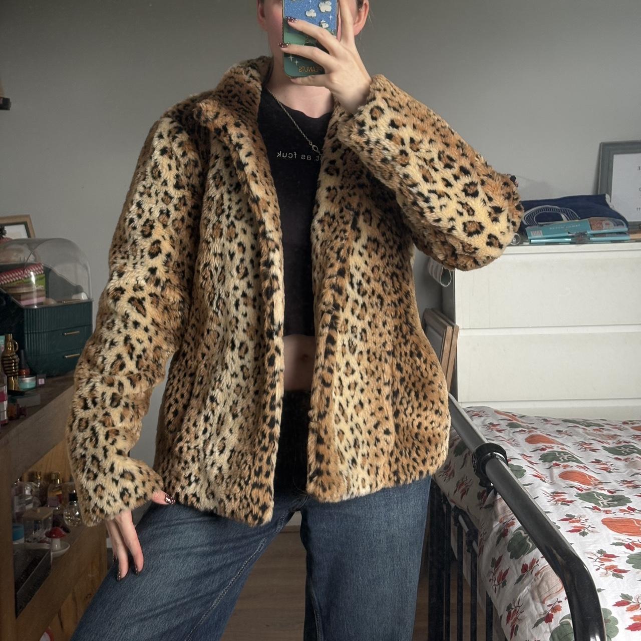 item listed by meghollyxxx