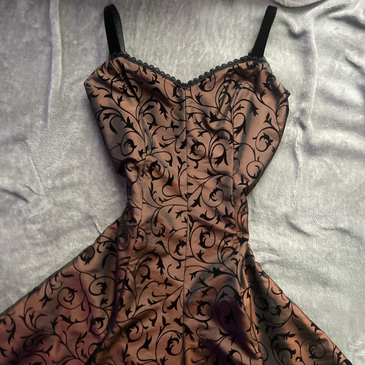 🥀Evan~Picone lined velvet cocktail dress🥀 ~Brown and - Depop