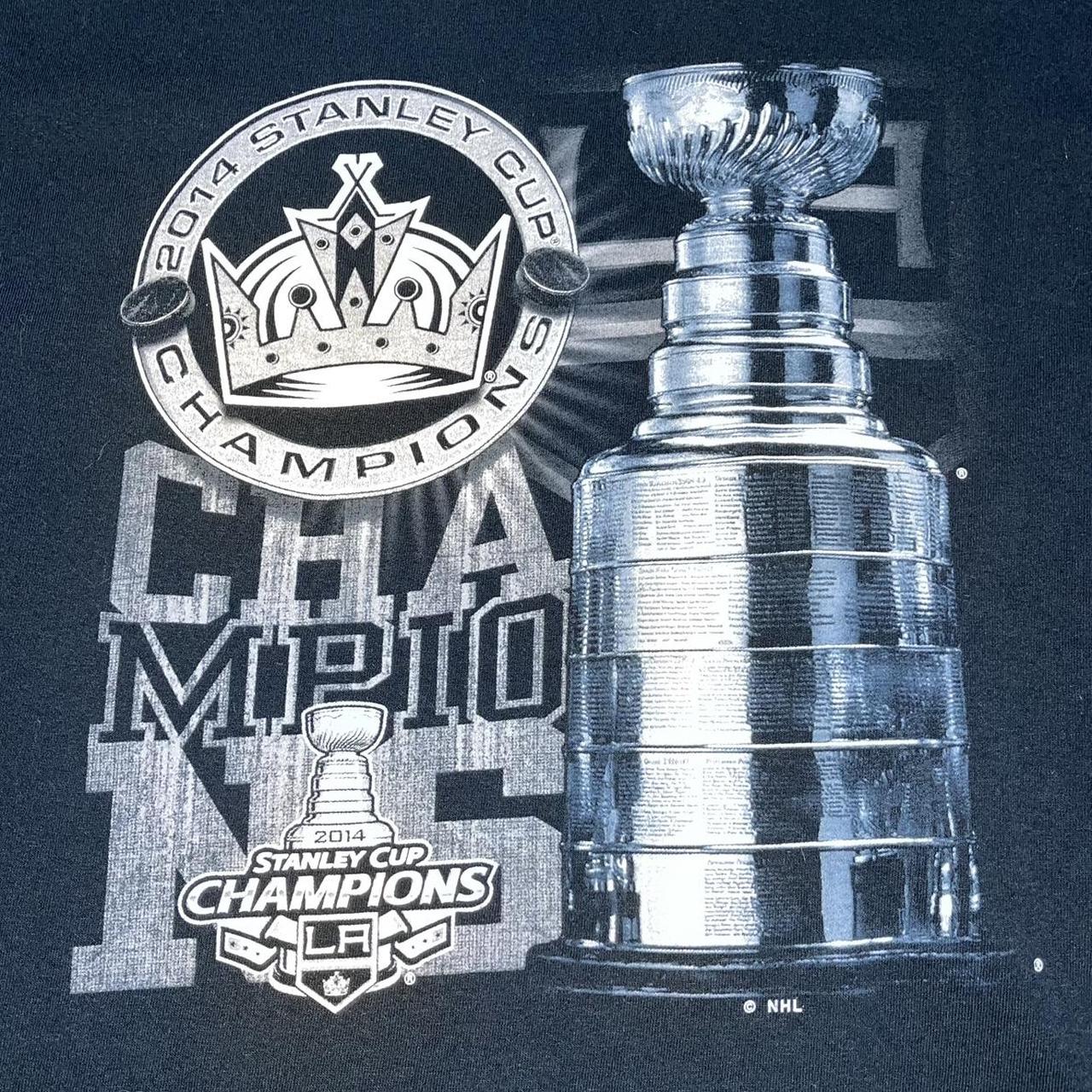 Grey '2014 Stanley Cup Los Angeles Kings' Tee! - Depop