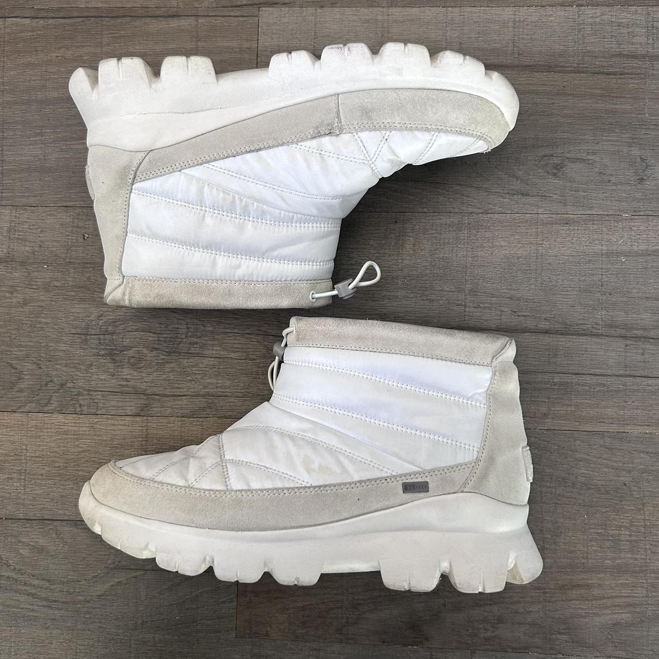 ugg ridge waterproof puffer boots