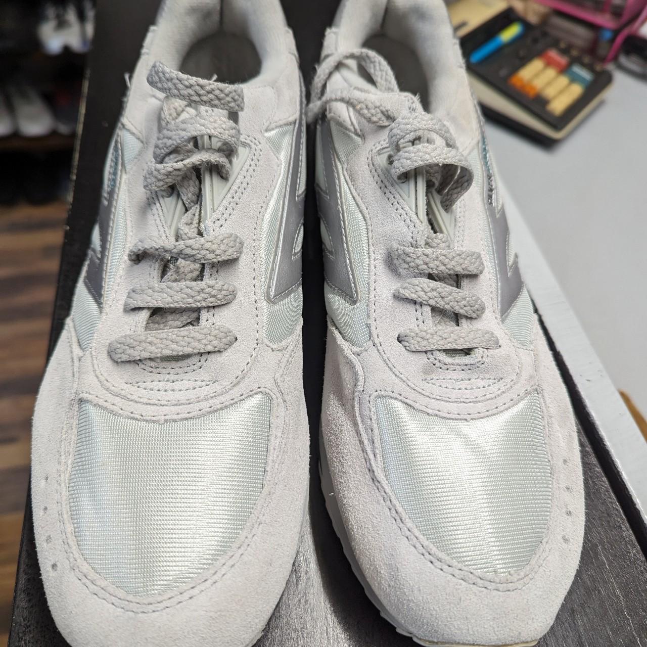 Silver sale shadow trainers