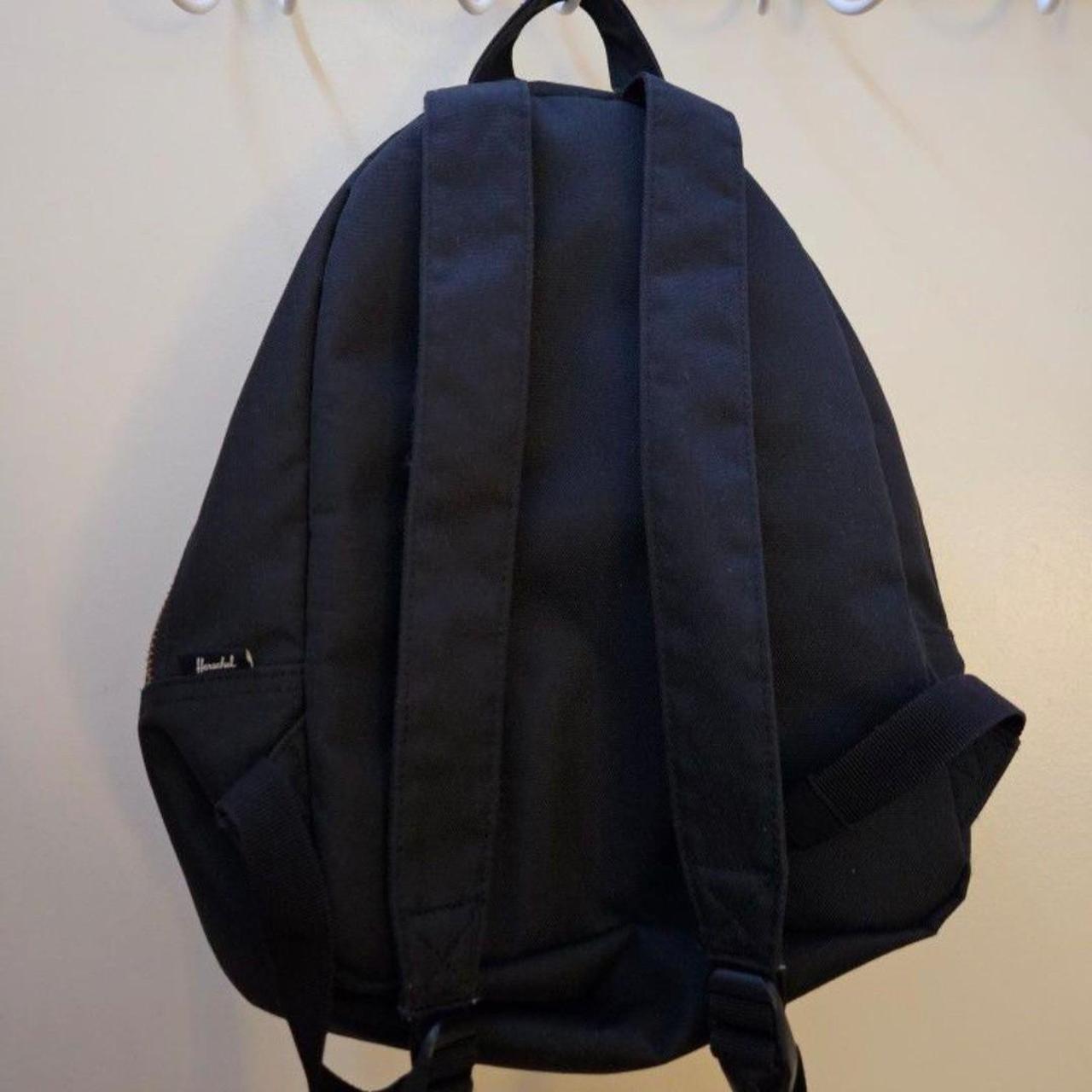 Herschel Women's Black Bag (2)