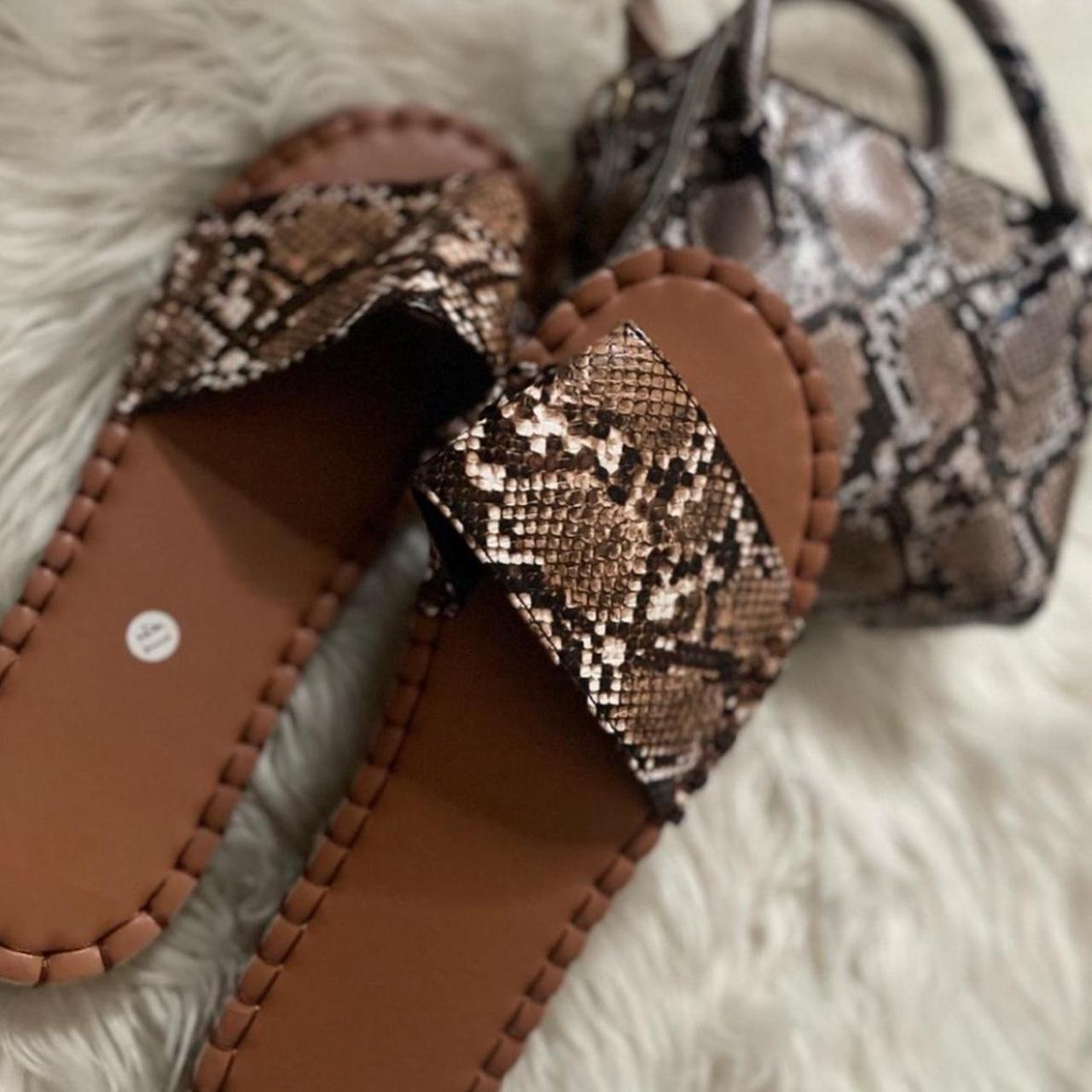 item listed by briyahhh