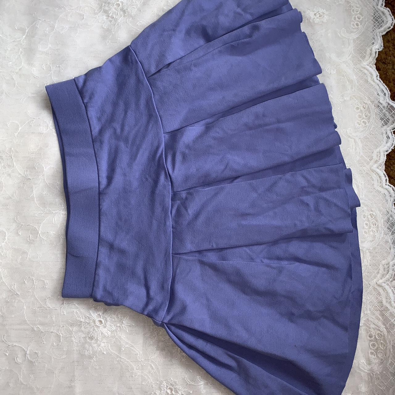 Super cute unworn stretchy violet tennis skirt - Depop