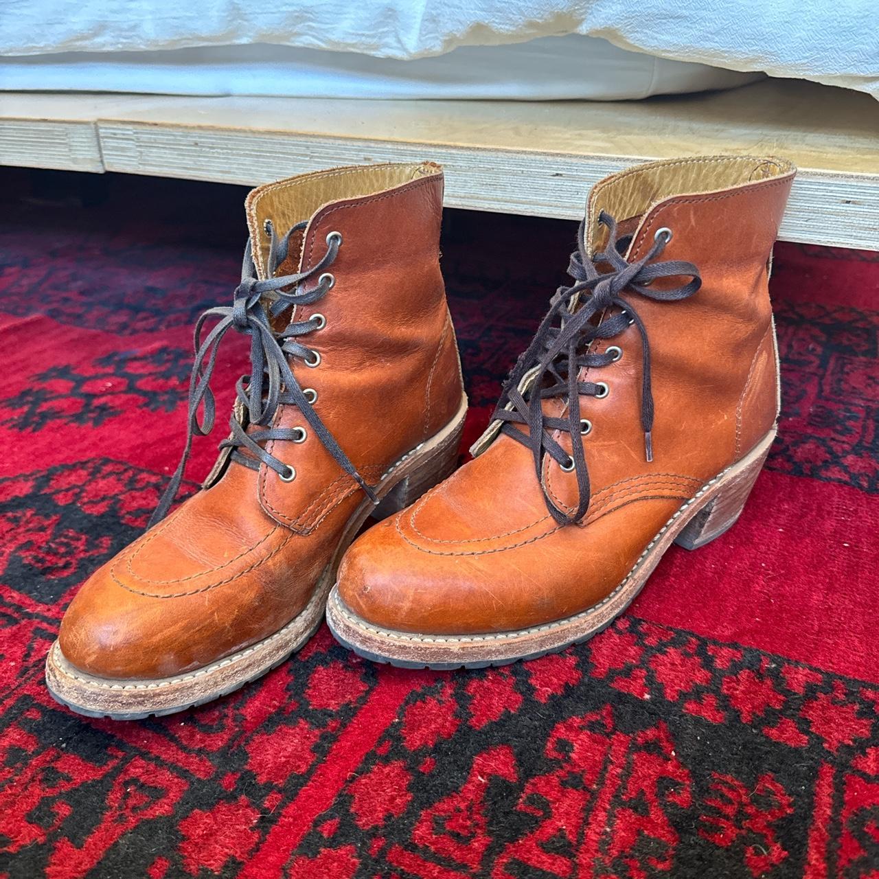 Red Wing Clara boot in “Oro” Worn a handful of times - Depop