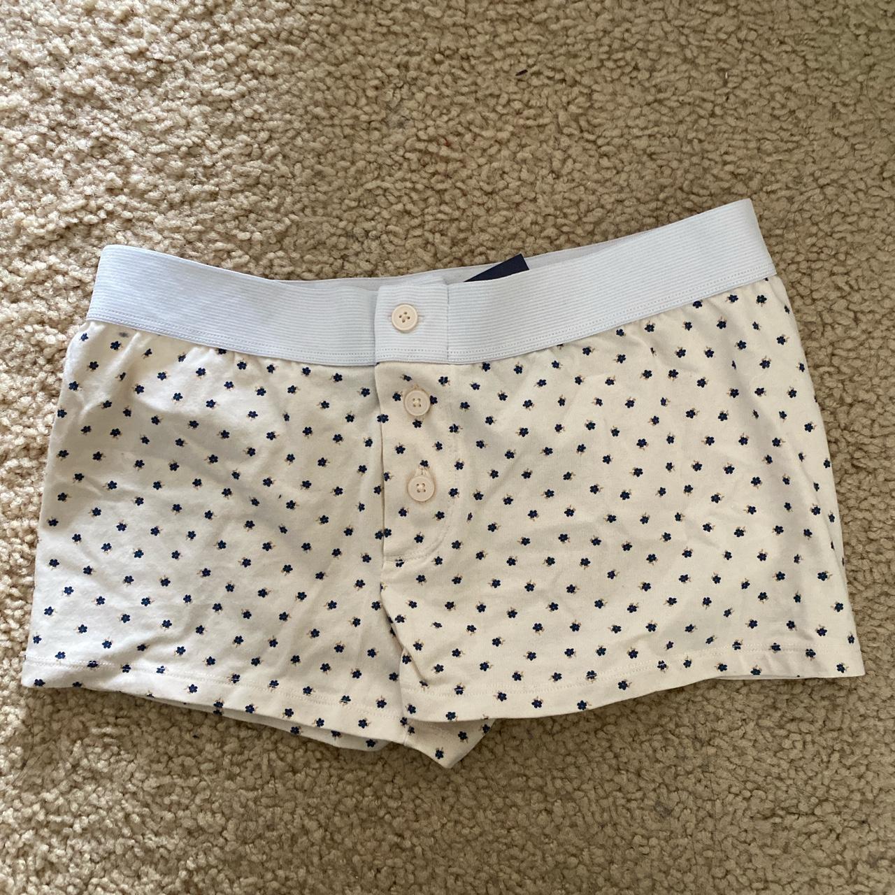 Brandy melville floral boy shorts - Depop