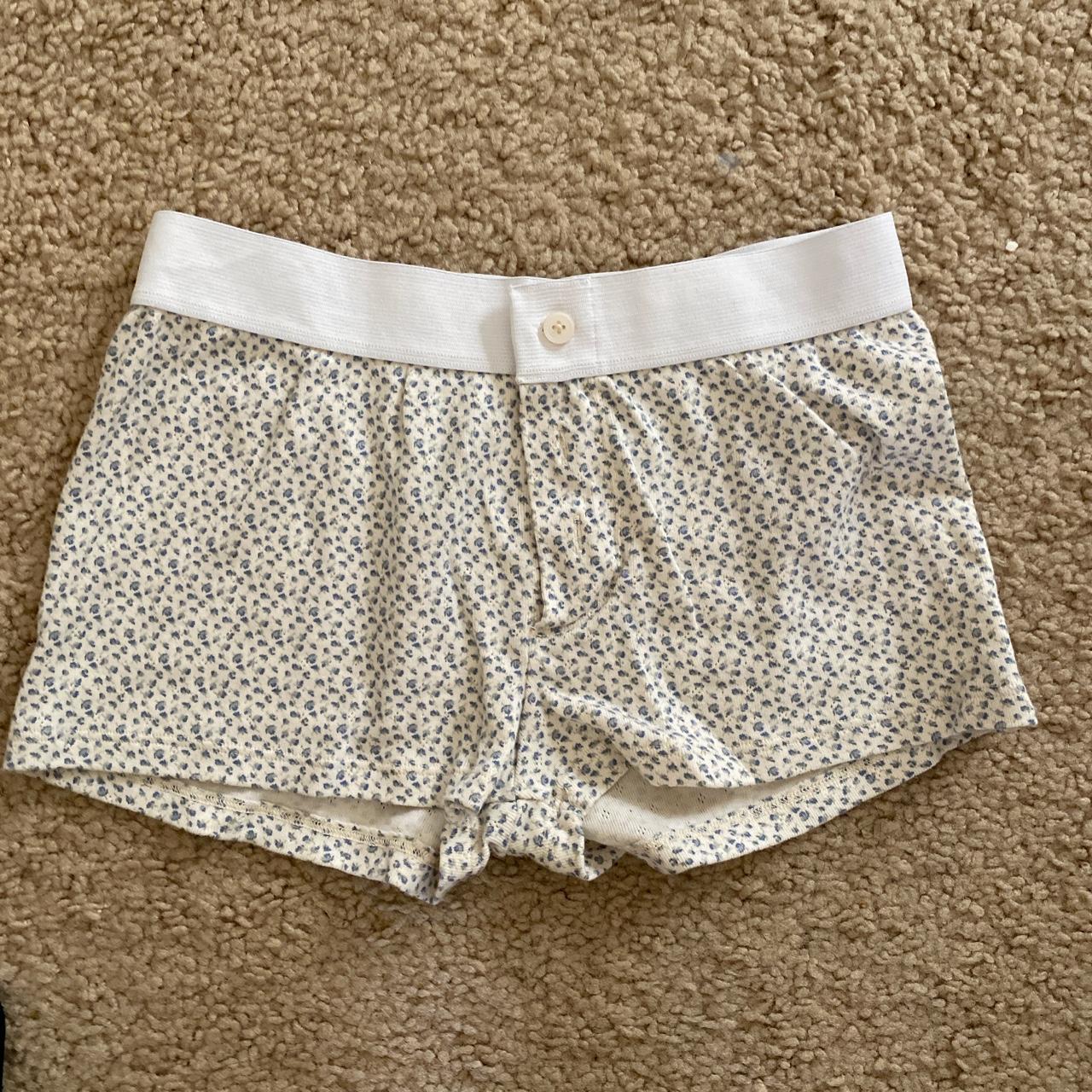 Brandy Melville floral boy shorts underwear - Depop