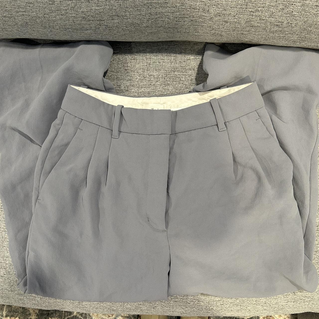 Artizia lilac ankle cropped dress pants - Depop