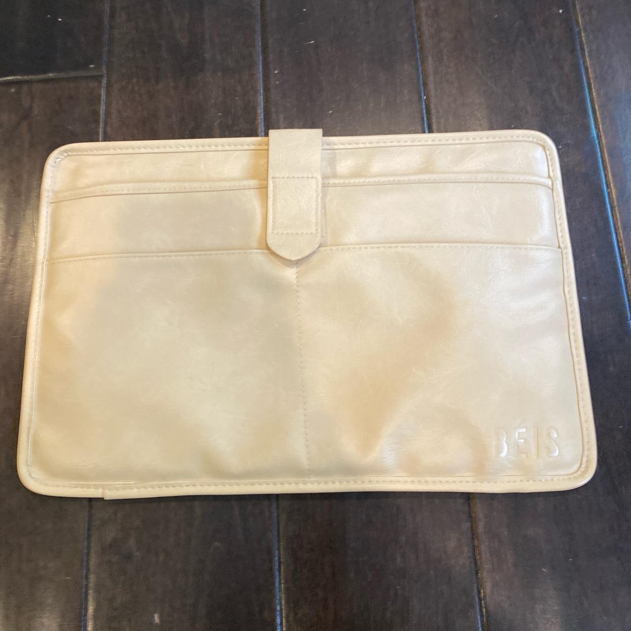 Beis laptop sleeve brand new never used! Depop