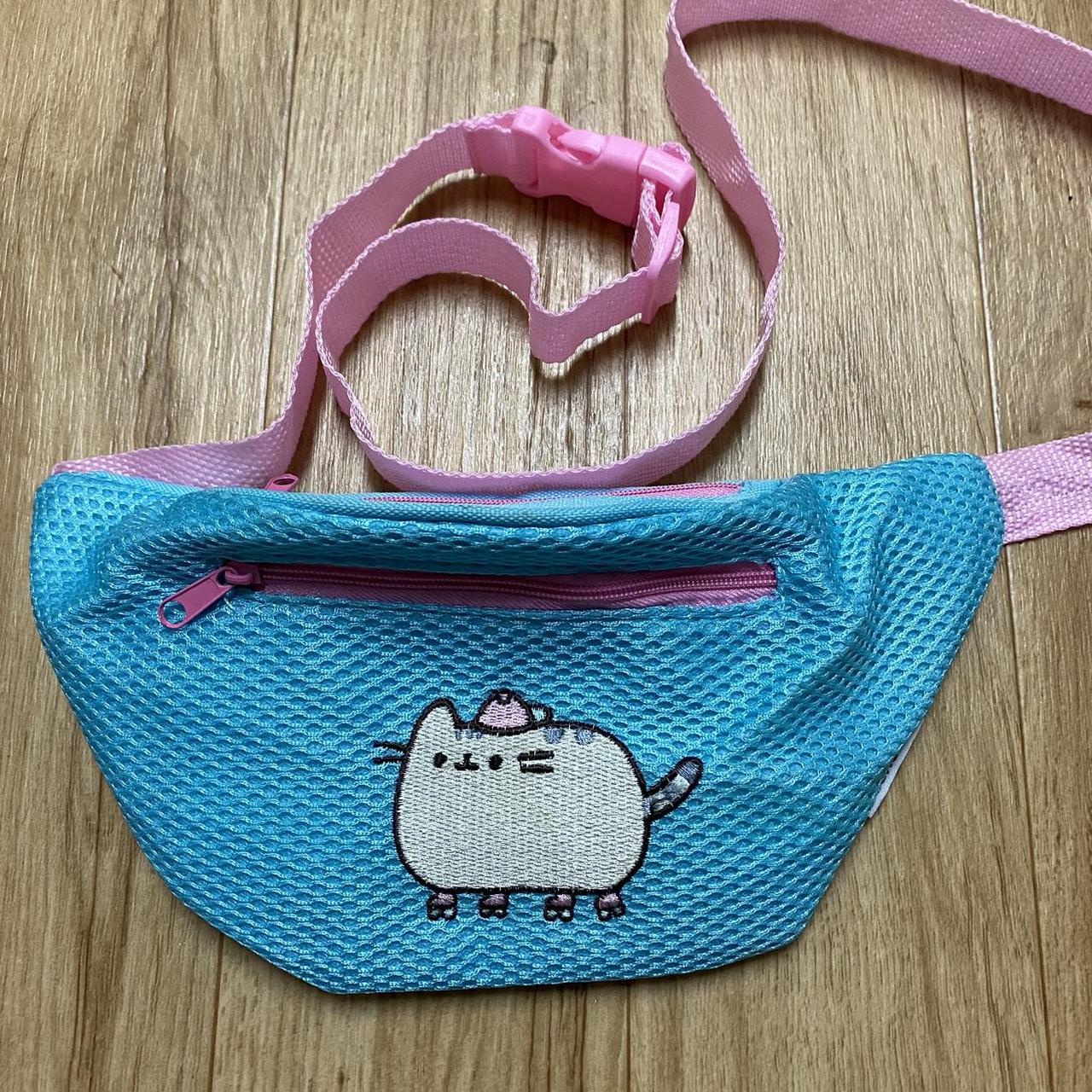 Pusheen fanny 2024 pack