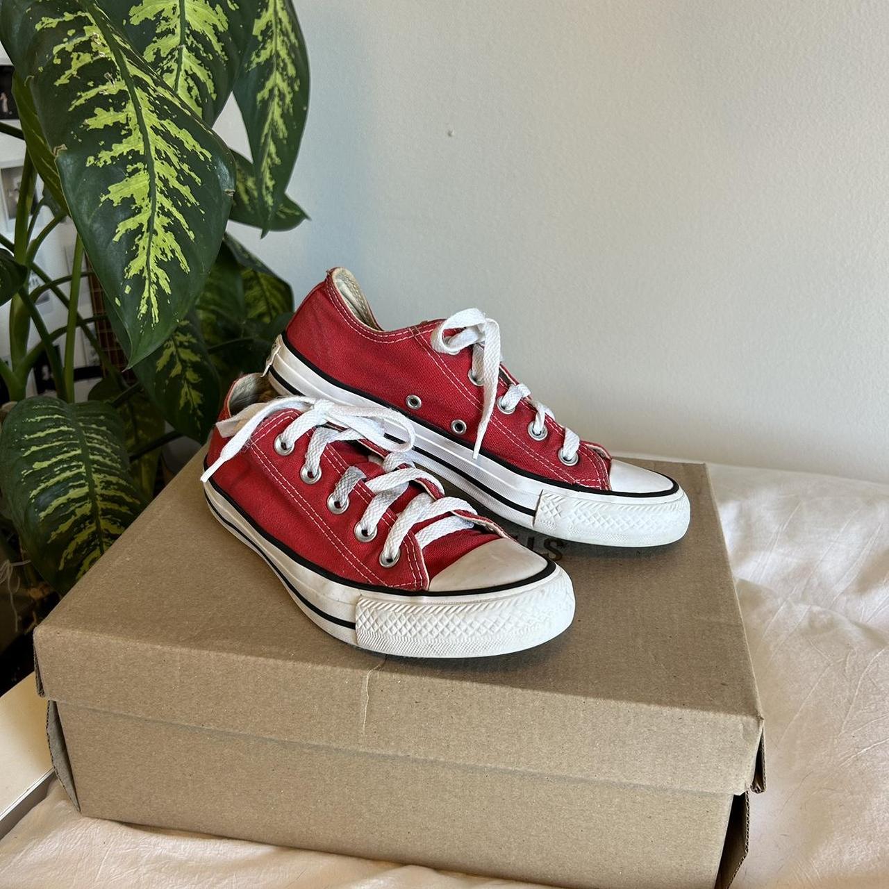 red low top converse