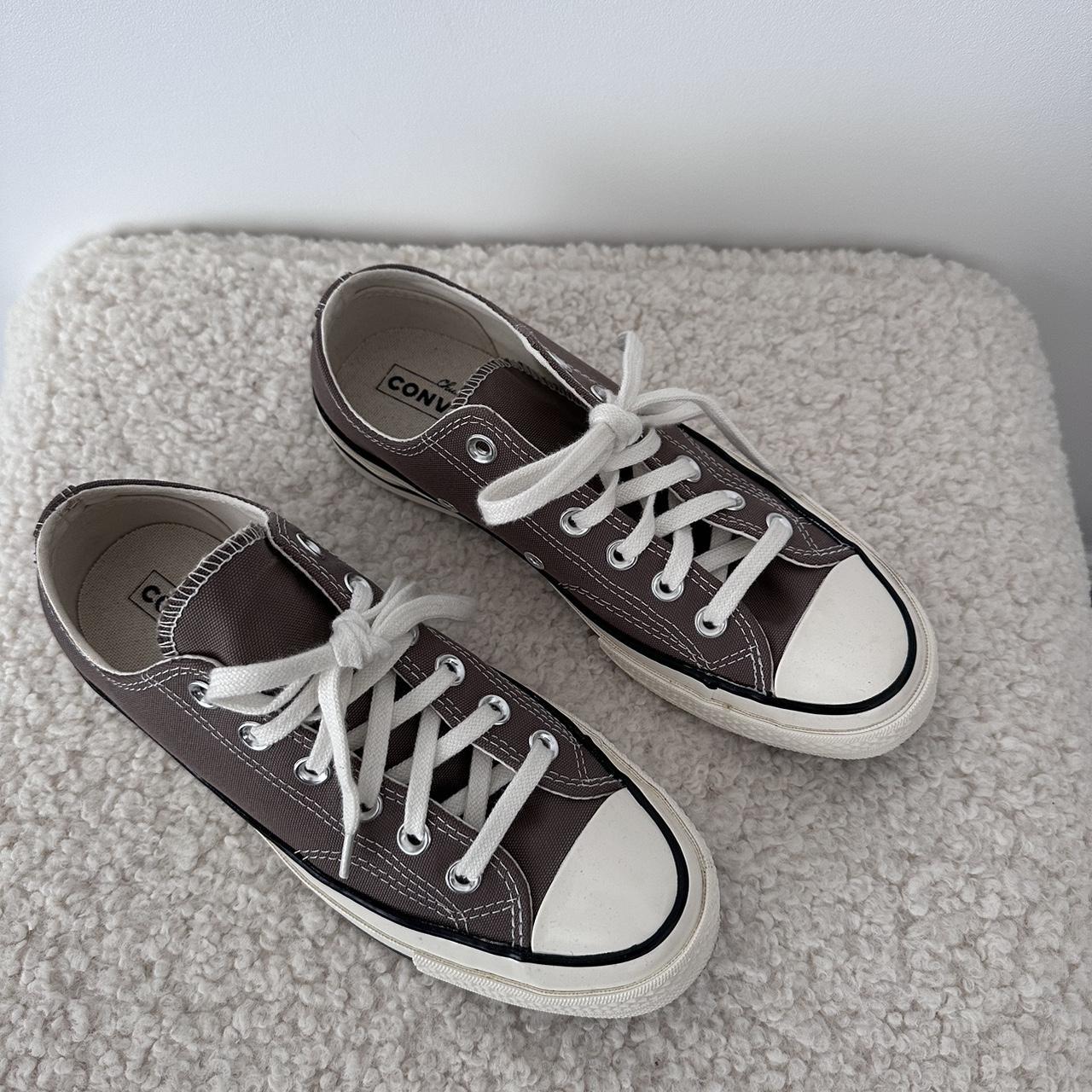 victoria style converse