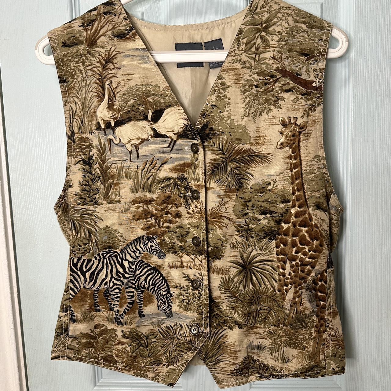 90’s Vintage Liz Wear Safari vest No flaws,... - Depop