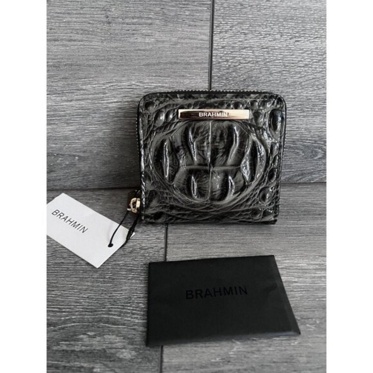 Nwt good Brahmin wallet