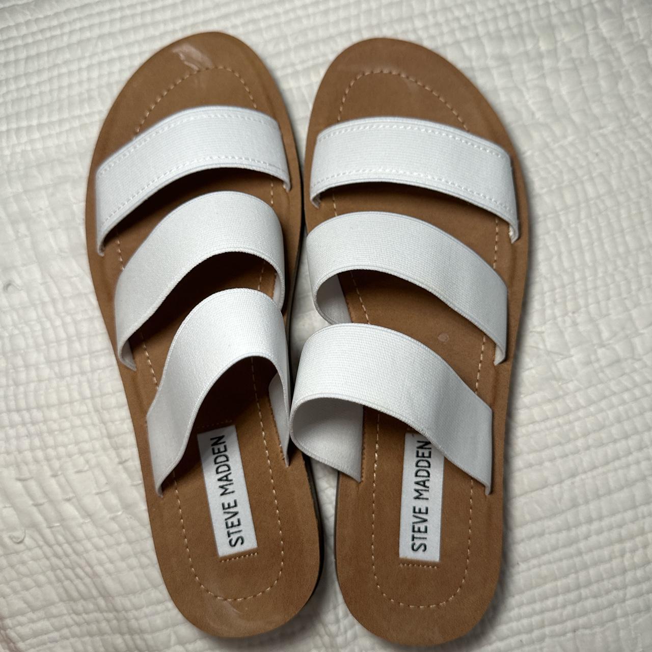 Steve madden 2024 beige sandals